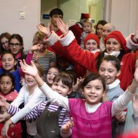 Губернаторскую елку во Владивостоке посетили 1,3 тысячи детей