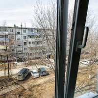 Во Владивостоке к 9 мая в квартире ветерана установили новые окна
