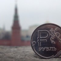 К Новому году ожидается падение рубля