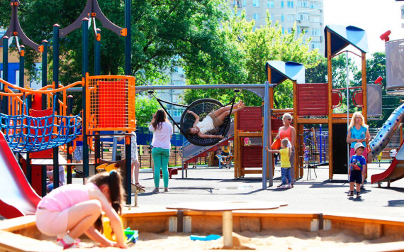 Во Владивостоке по программе "1 000 дворов" открыта ещё одна детская площадка