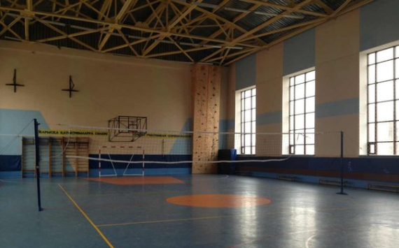 В Приморском крае по нацпроекту "Образование" отремонтируют 10 школьных спортзалов