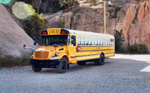 В Приморье школы получили 55 автобусов для подвоза учеников