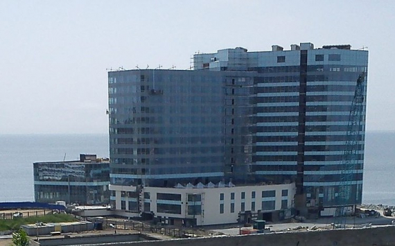 Трутнев обещал продать недостроенные отели Hyatt во Владивостоке